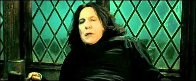 Quelle est la dernière phrase dite par Severus Rogue à Harry avant de mourir ?