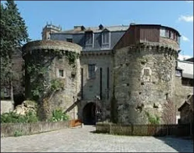 Dans quelle ville se trouve cette porte mordelaise ?