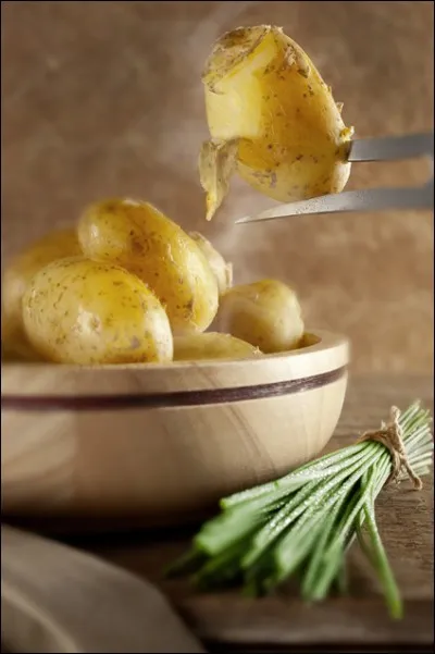 Qu'est-ce qu'une pomme de terre en robe des champs ?