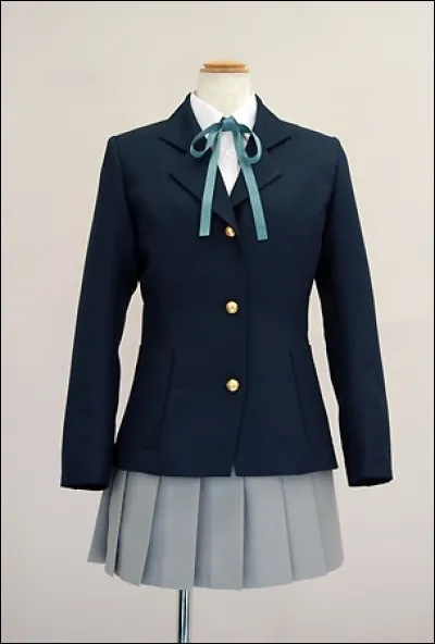 De quel animé provient cet uniforme ?