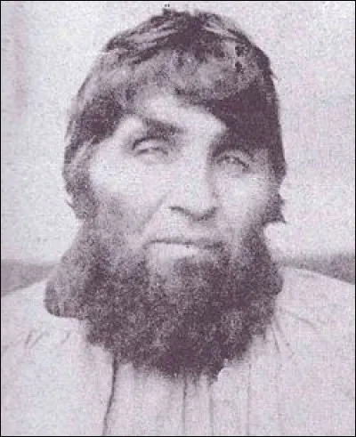 Quel genre de femmes assassinait Martin Dumollard lui valant par la presse son surnom : ''L'assassin des ... " ?