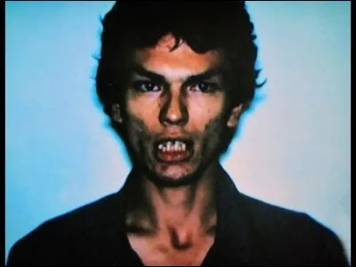 Comment &eacute;tait surnomm&eacute; Richard Ramirez : "Le ....... de la nuit" ?