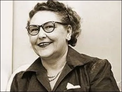 Quel adjectif conclut le surnom de Nannie Doss : "La veuve noire ......" ?