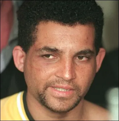 Comment est surnommé le tueur brésilien Francisco de Assis Pereira : "Le maniaque du ..." ?