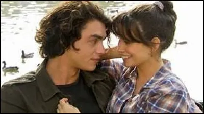 De qui Clem est-elle amoureuse ?