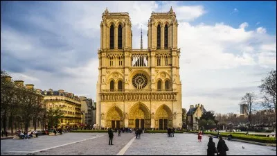 Sous quelle impulsion cette cathédrale a-t-elle été construite ?