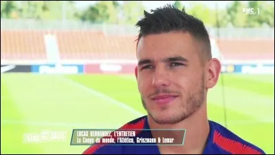 A quel poste joue-t-il ?