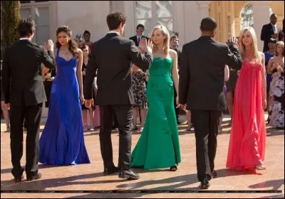 Qui est &eacute;lue Miss Mystic Falls dans la saison 1 ?