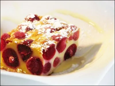 Quel fruit faut-il rajouter dans un clafoutis traditionnel du Limousin ?