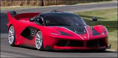 Cette Ferrari a été conçue comme la précédente, uniquement pour le circuit . Quel modèle est-ce ?