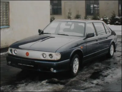 Restons en République tchèque, nous avons une grosse limousine. Quel est le nom de ce modèle ?