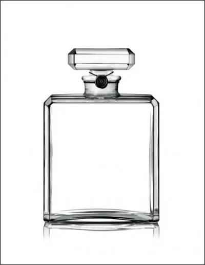 Parmi ces quatre propositions : Quel parfum a été commercialisé le premier ?