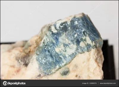 Quel est le système cristallin du corindon ?