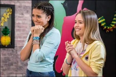 Dans quel établissement se trouve Tina ?