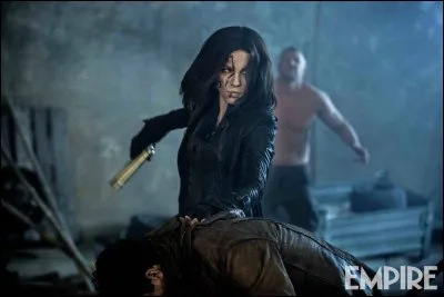 Dans quel film deux races immortelles et légendaires, les lycans (plus connu sous le nom de loup-garous), et les vampires, se livrent-elles une guerre sans merci ?