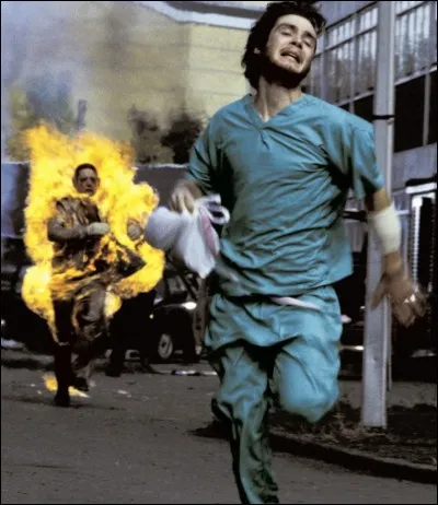 Dans quel film de Danny Boyle un mystérieux virus rend-il les gens enragés ?