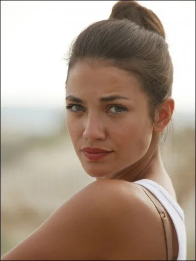 Comment s'appelle cette actrice ?