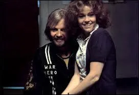 Elle a voulu ce film pour se faire pardonner son attitude lors de la guerre du Vietnam. Elle y joue l'pouse d'un grad, qui soigne bnvolement les soldats revenus de la guerre, et elle s'prend d'un paraplgique