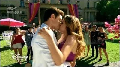 Quelle chanson y a-t-il lors du baiser Lutteo ?