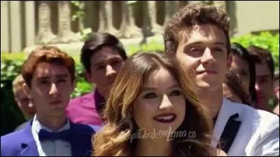 Quel cadeau font Delfina, Jazmin et Ambre ?