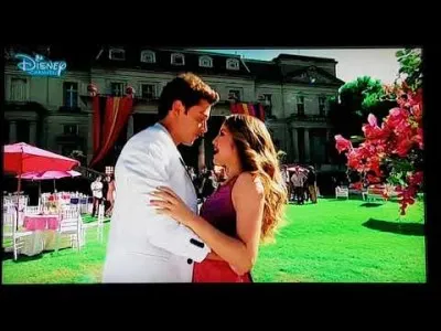 Dans quel épisode a lieu le huitième baiser Lutteo ?