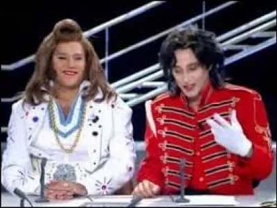 Antoine de Caunes est Michel Jaxon, le ''sosie'' du King of pop. Il est venu accompagné de son épouse, fille d'une star incarnée par José Garcia. Qui aurait été le beau-père de Michael Jackson s'il avait été encore en vie ?