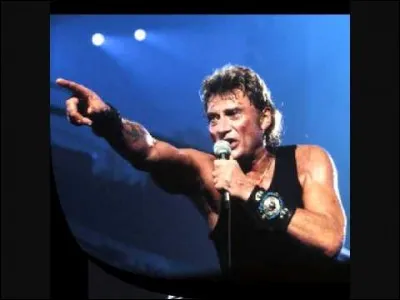 Je vous propose une nouvelle fois une chanson de Johnny Hallyday ''Vivre pour le meilleur'' dans un live monumental accompagné d'un orchestre symphonique au palais omnisports de Paris-Bercy. Quel est le nouveau nom de cette salle ?