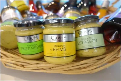 Avec quoi est fabriqué la moutarde et le vinaigre de Reims ?