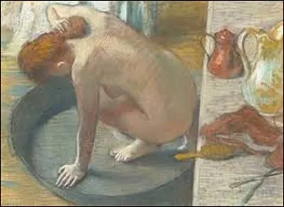 Pastel réalisé en 1886, ''Le Tub'' est l'œuvre d'un impressionniste. Le cadrage serré et la vue en plongée nous montrent l'influence des premiers clichés photographiques. Quel peintre est l'auteur de ce tableau ?