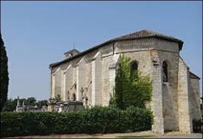 Voici l'église Saint-Barthélémy de Castéra-Bouzet. Commune d'Occitanie, dans l'arrondissement de Castelsarrasin, elle se situe dans le département ...