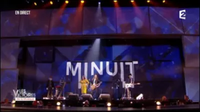 ''Minuit'' est le nom d'un groupe de rock...