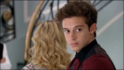 Quel est le nom de famille de Matteo ?