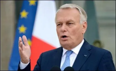 Cet homme politique socialiste, premier ministre de 2012 à 2014, se prénomme :