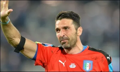 Quel âge a Gianluigi Buffon en 2018 ?