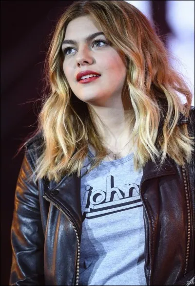 Le vrai nom de Louane est Louane Emera.