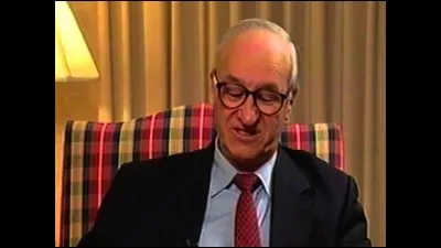 Lequel des éléments suivants est un type de consolidation identifié par Albert Bandura ?