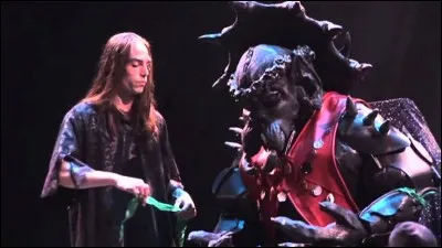 Dans quelle saga d'heroic fantasy voit-on les personnages suivants : Elund, Kira, Nomar, Jahonne ?