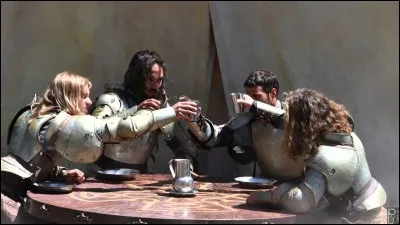 Qui sont ces c&eacute;l&egrave;bres chevaliers de la l&eacute;gende arthurienne &eacute;voqu&eacute;s dans une non moins c&eacute;l&egrave;bre chanson &agrave; boire ?