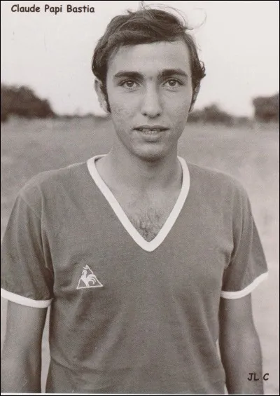 Dans quel club évoluait Claude Papi ?