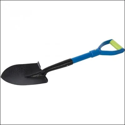 Combien y a-t-il de pelles sur cette image ?