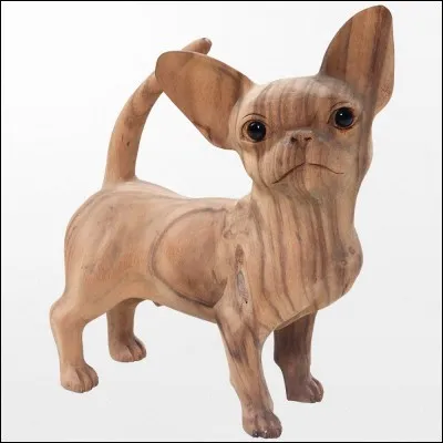 Combien y a-t-il de statues de chiens sur cette image ?