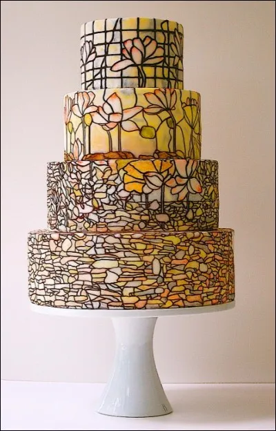 Voilà une superbe pièce montée, qui puise son inspiration auprès de l'artiste... ?