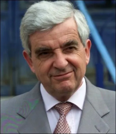 Cet homme politique, né en 1939, plusieurs fois ministre (de l'Education nationale, de la Défense, de l'Intérieur) dans les années 1980 et 1990, se prénomme :