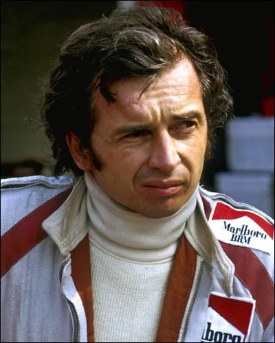 Ce coureur automobile (1937-2015) qui a remporté, dans les années 70, de nombreuses courses avec Matra et le Grand prix de Monaco avec une BRM, se prénomme :