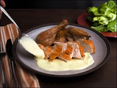 Quelle est cette sauce, composée d'oignons et de béchamel ?
