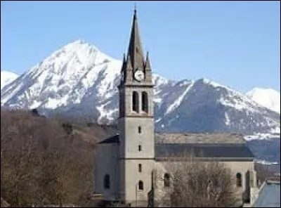 Saint-Julien-en-Champsaur est un village Haut-Alpin situé en région ...