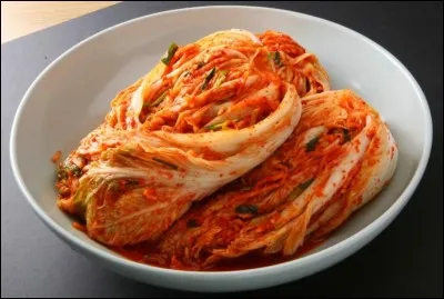 Véritable emblème de la Corée, ce chou fermenté et épicé se mange à toutes les sauces. C'est le...