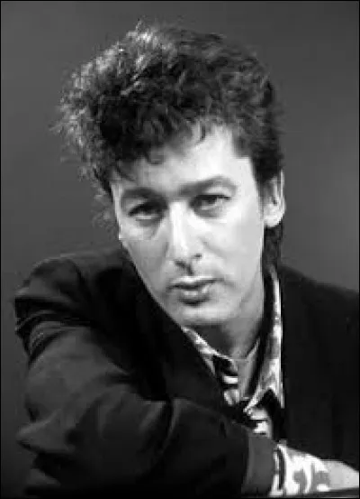 Dans quelle chanson de 1998 Alain Bashung était-il voleur d'amphores et avait-il fait la cour à des murènes ?
