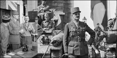 Capitaine depuis 1934, il sera général de corps de division au moment de la libération de Paris. L'insurrection de Paris forcera Eisenhower à changera ses plans, résultat, il fut envoyé libérer Paris.
Qui est ce général ?