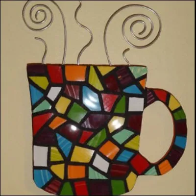 C'est en rajoutant un nuage de lait dans votre café que vous obtiendrez une "noisette" :